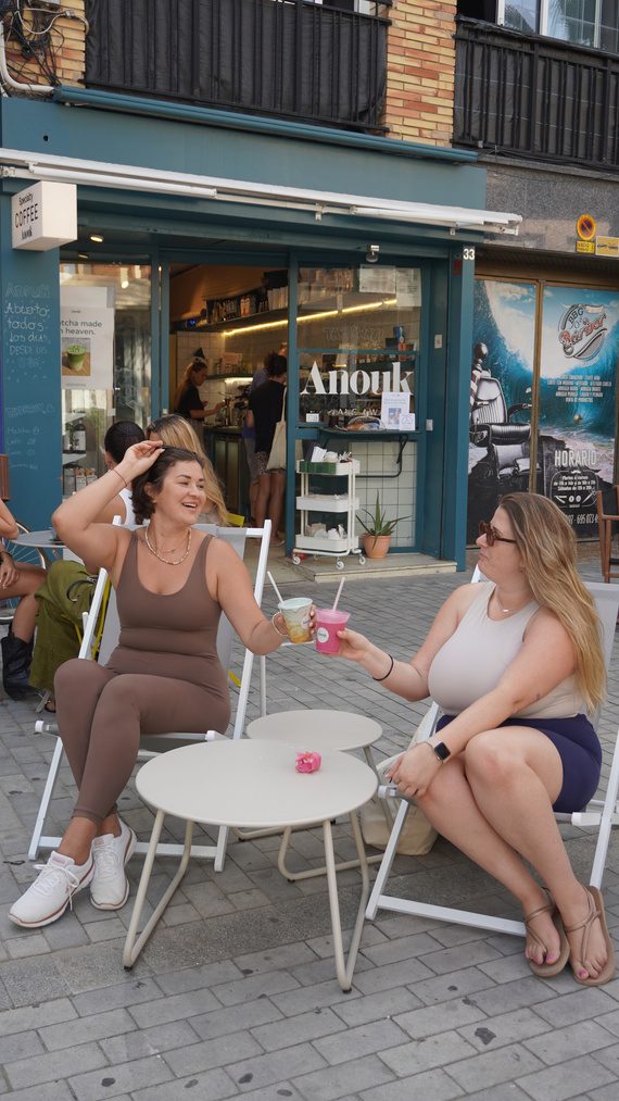 Clientas en la terraza